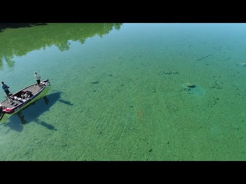 Fishing INCREDIBLY Clear Water For BIG BASS